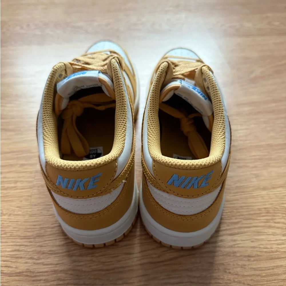 Nike Boys Dunks - Picture 5 of 9